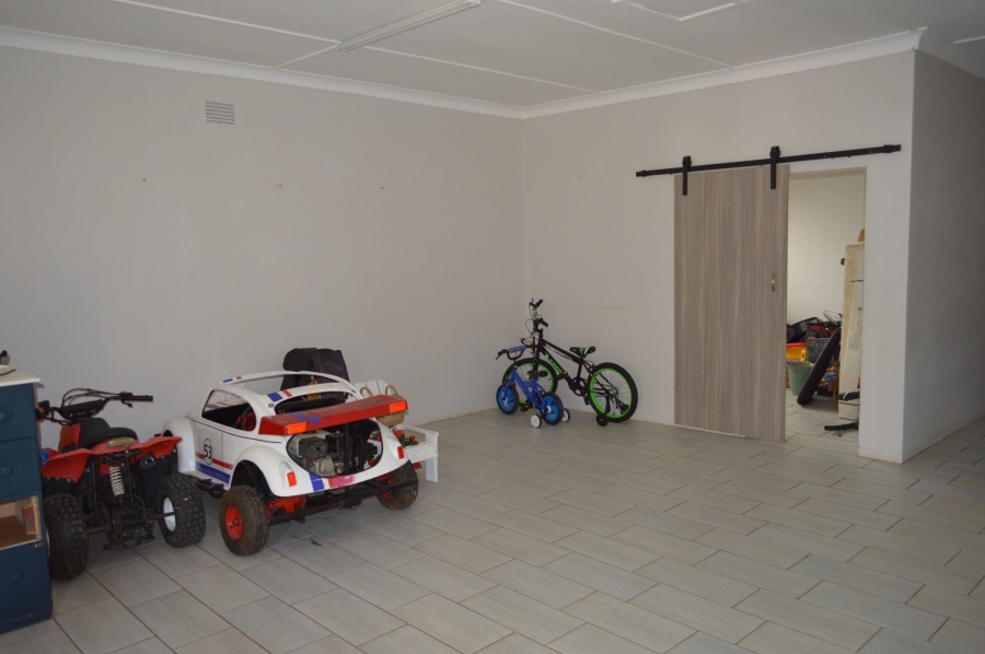 4 Bedroom Property for Sale in Stilfontein Ext 4 North West